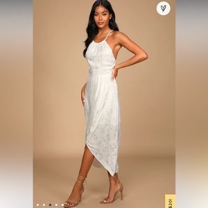NWT Stunning Lulu’s white satin midi tulip dress 🌷